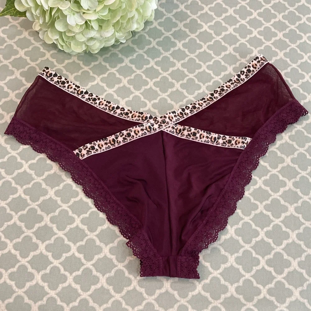Vintage Victoria’s Secret Leopard Trim Mesh Side Cheeky Purple L